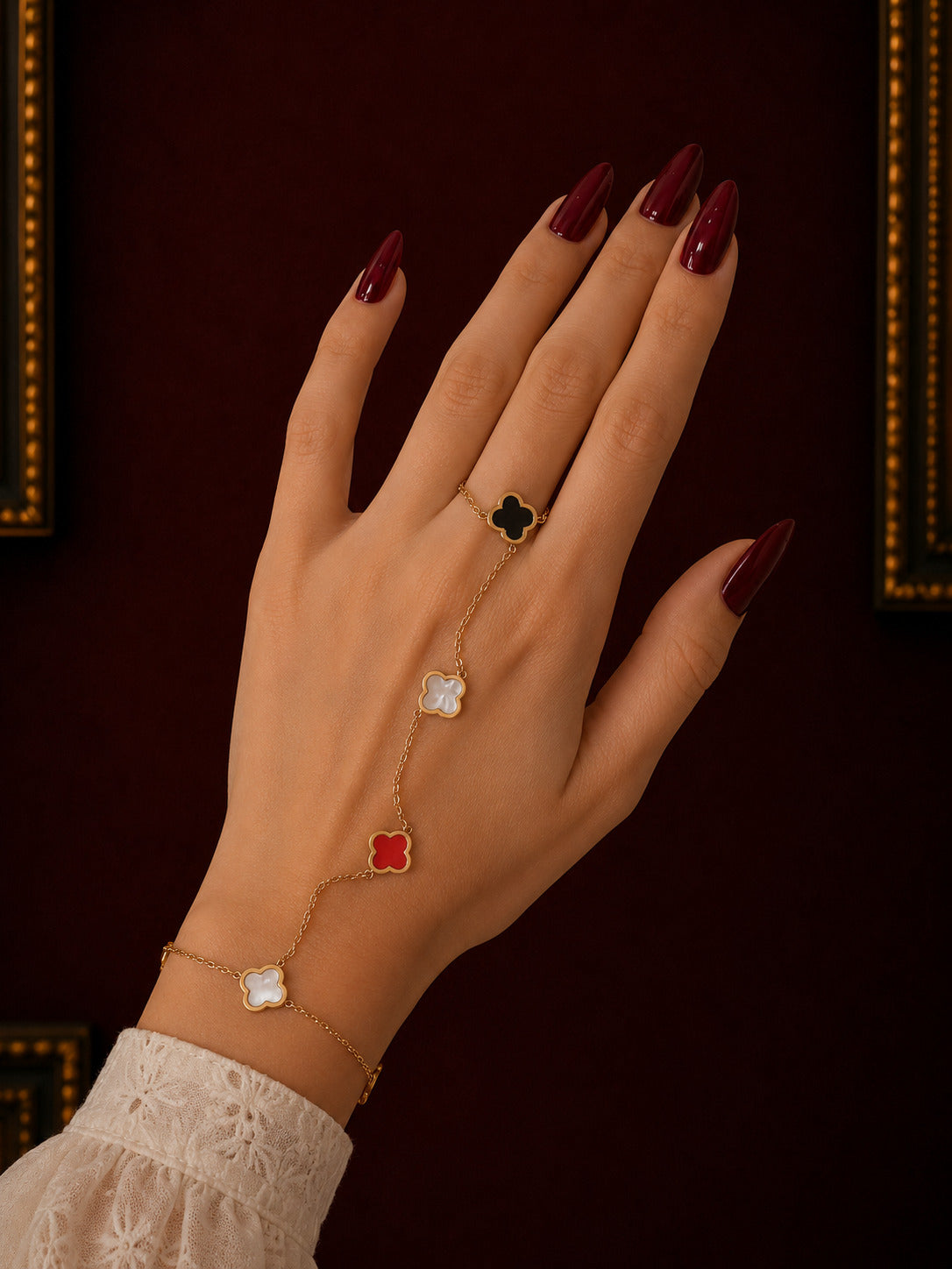 van cleef hand chain