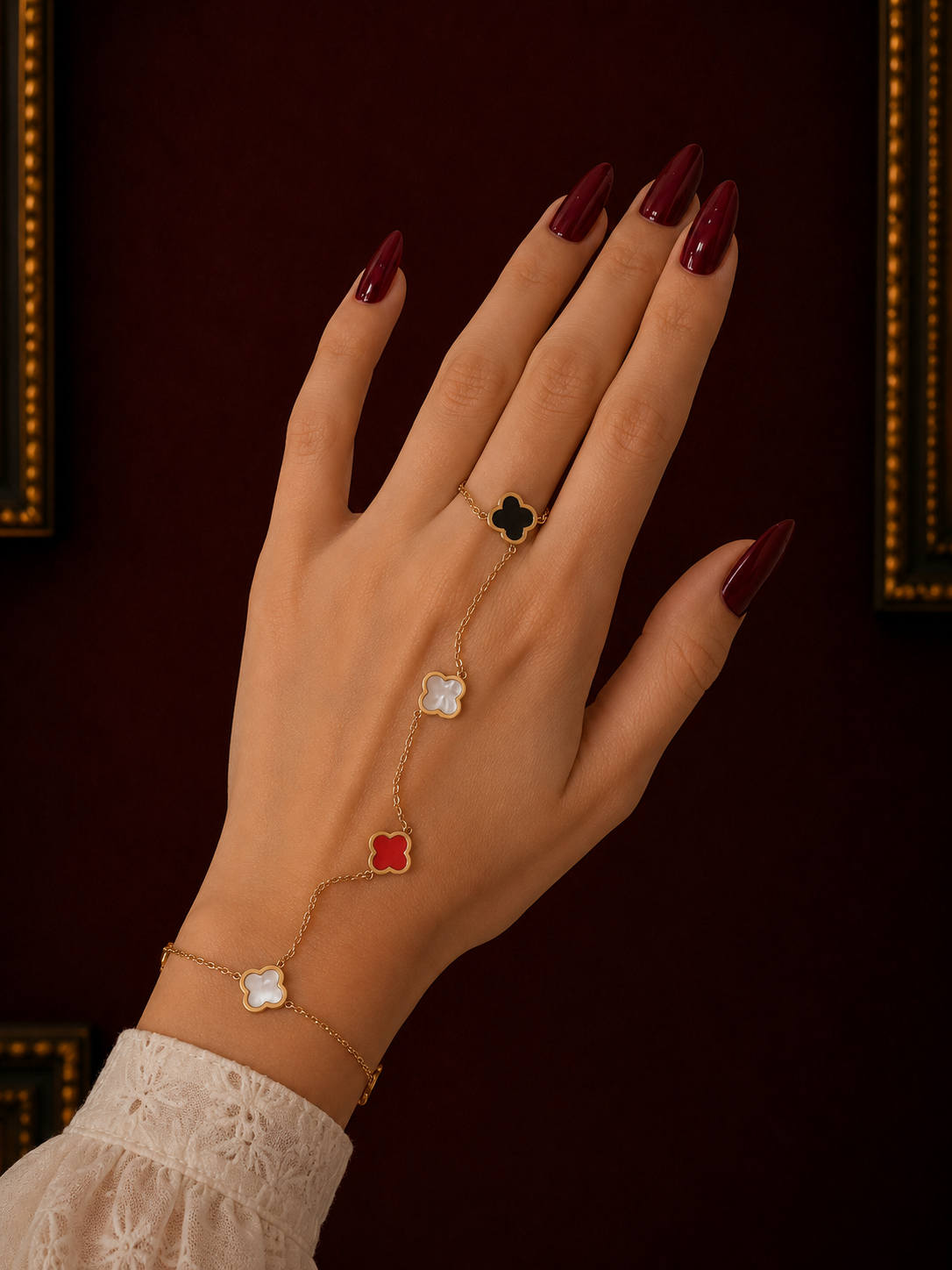 van cleef hand chain